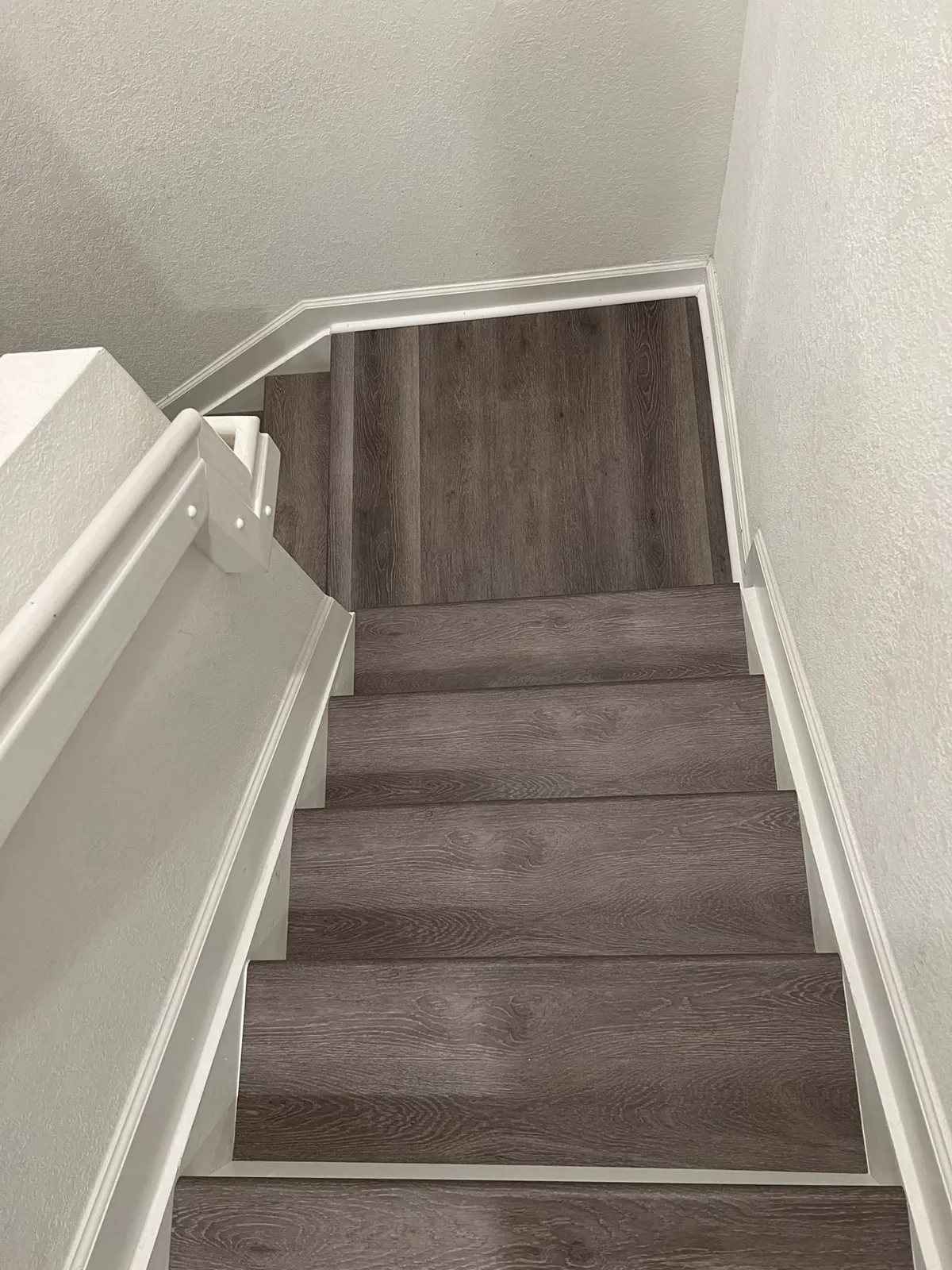 Laminate flooring installed by D'Landra Wooden Floors in South Florida