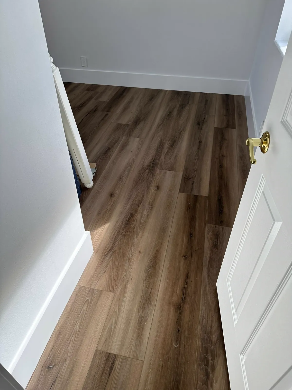 Laminate flooring installed by D'Landra Wooden Floors in South Florida