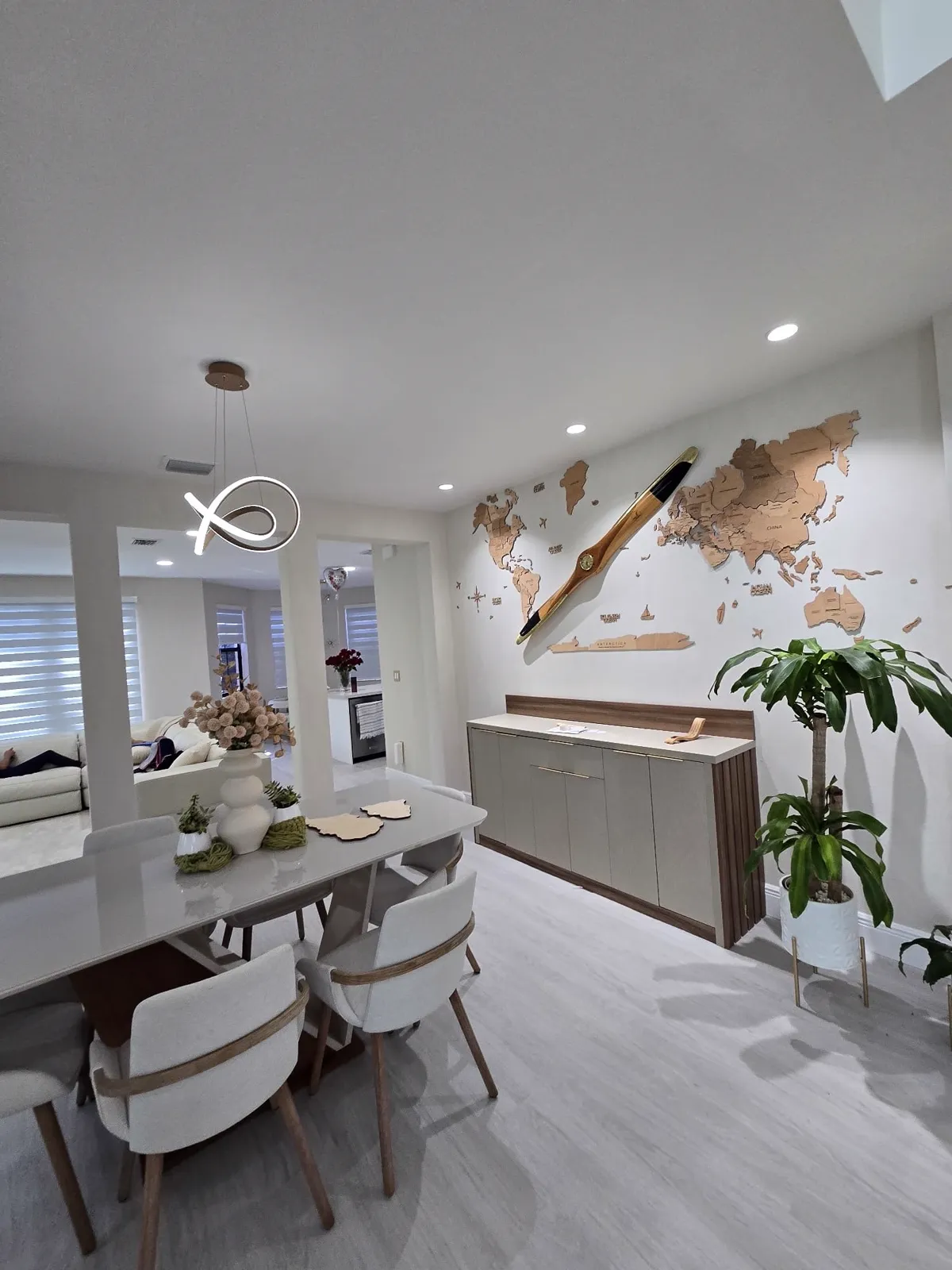 Luxury vinyl plank flooring installed by D'Landra Wooden Floors in South Florida